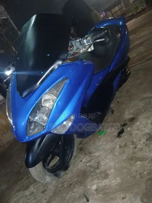 Yamaha Majesty 2010 Blue