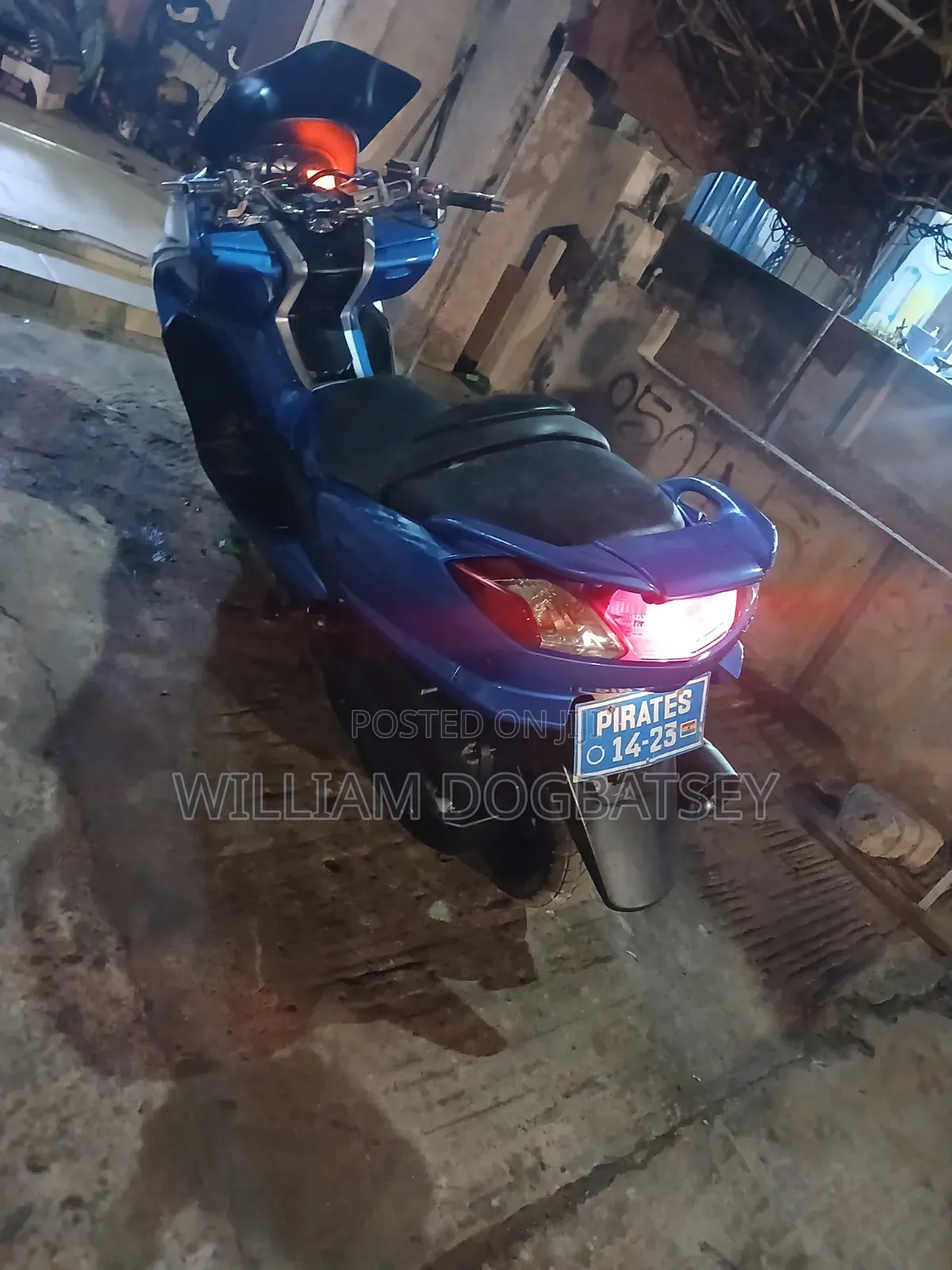 Yamaha Majesty 2010 Blue