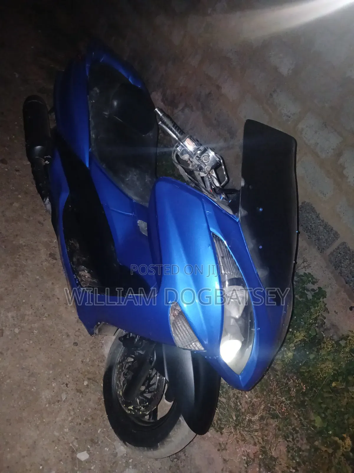 Yamaha Majesty 2010 Blue