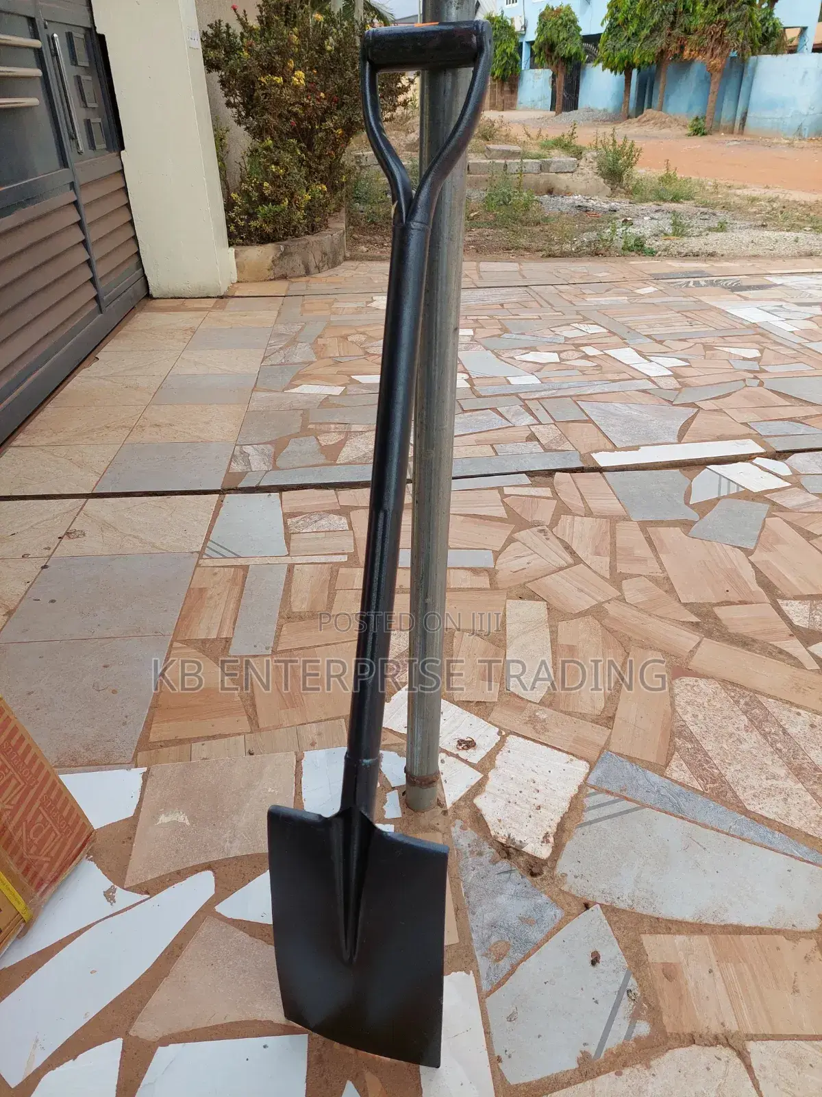 Zipstar Elephant Japanese-Engineered Durability Shovel