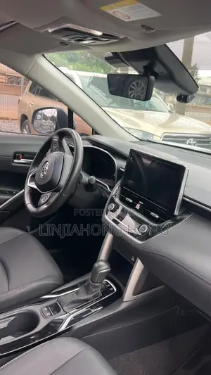 New Toyota Corolla Cross 2023 Blue