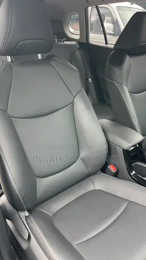 New Toyota Corolla Cross 2023 Blue