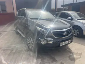 Kia Sportage Base 4dr FWD (2.4L 4cyl 6M) 2012 Black