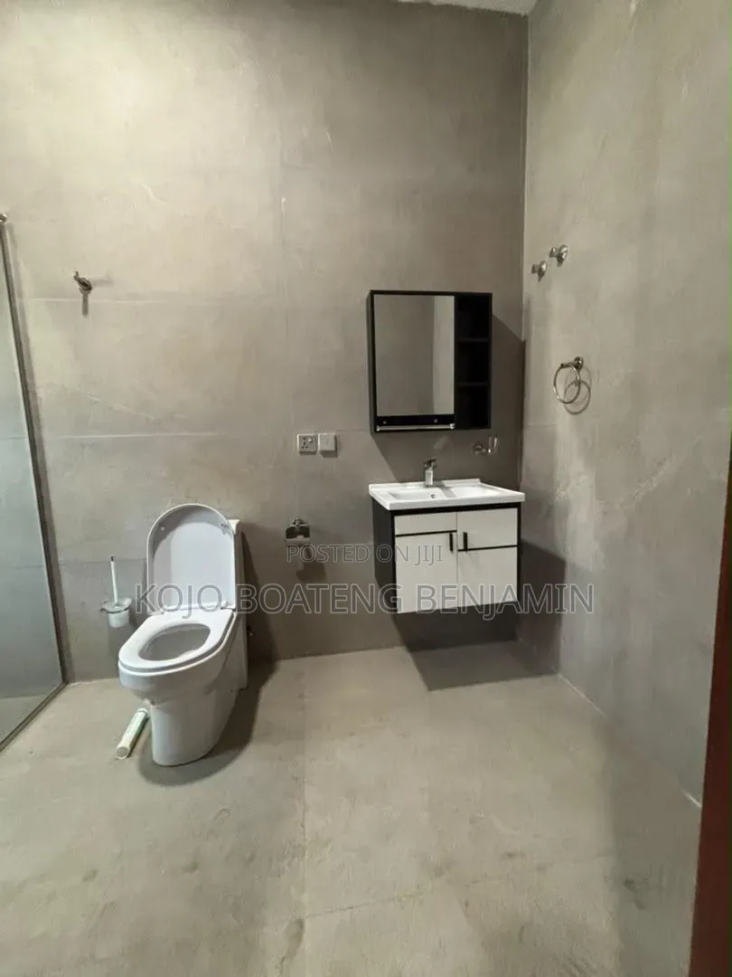 4bdrm House in Ghana Flag for sale