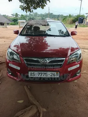 Toyota Corolla 2016 Red