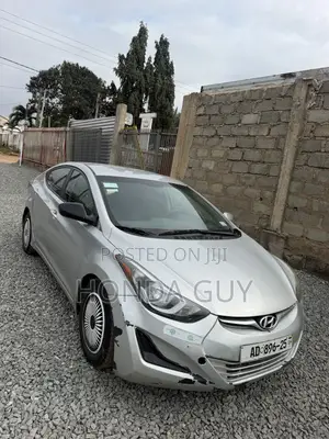Hyundai Elantra 2016 Silver