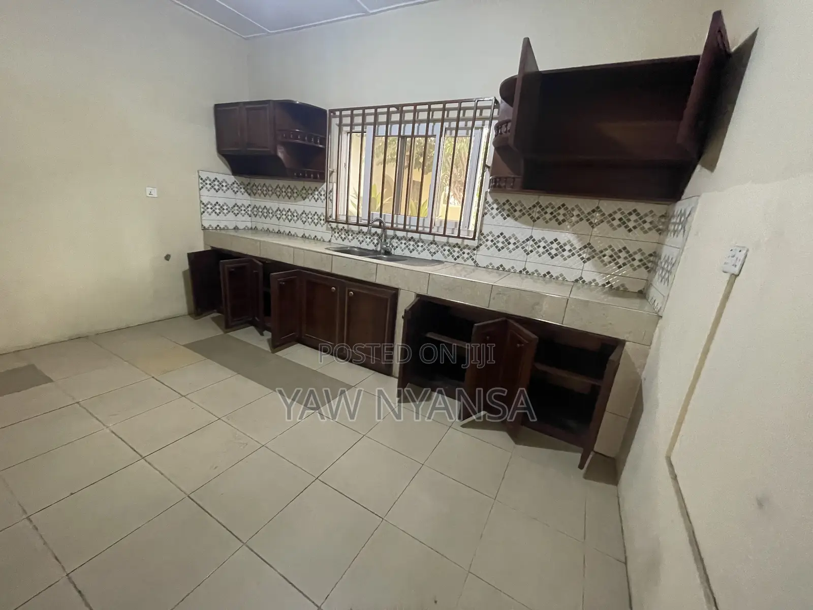 5bdrm House in Bn Estate, Haatso for rent