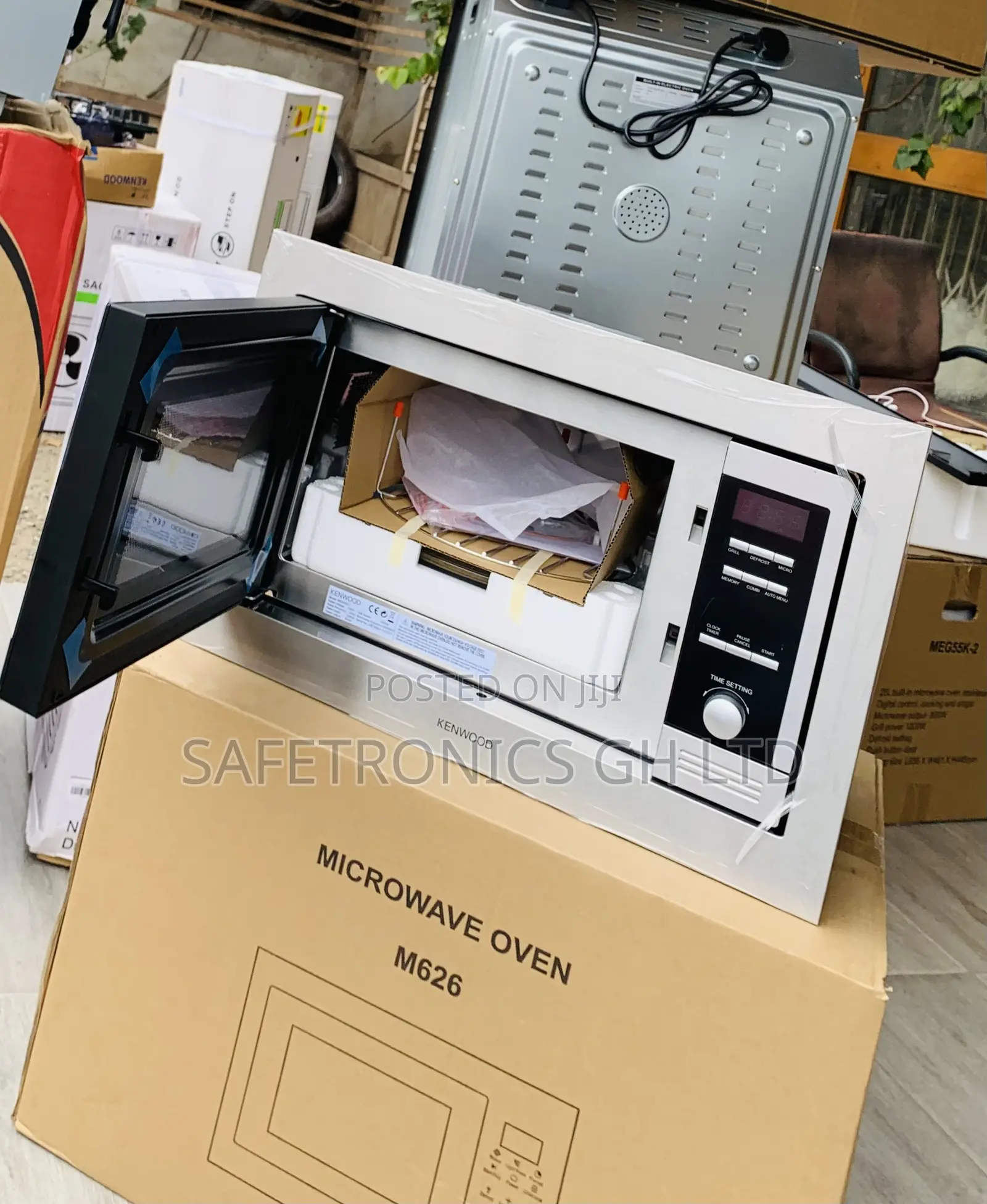 Shop Massive Electric Kenwood Inbuilt (Sliver) Microwave