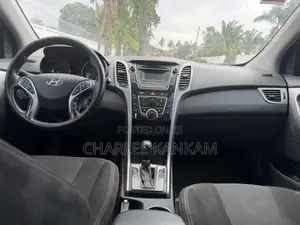 Hyundai Elantra GT 2013 Red