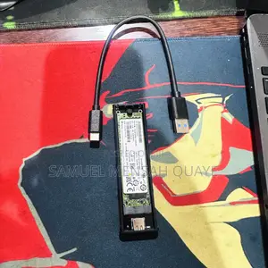 M.2 SSD Sata 256 in an SSD Enclosure
