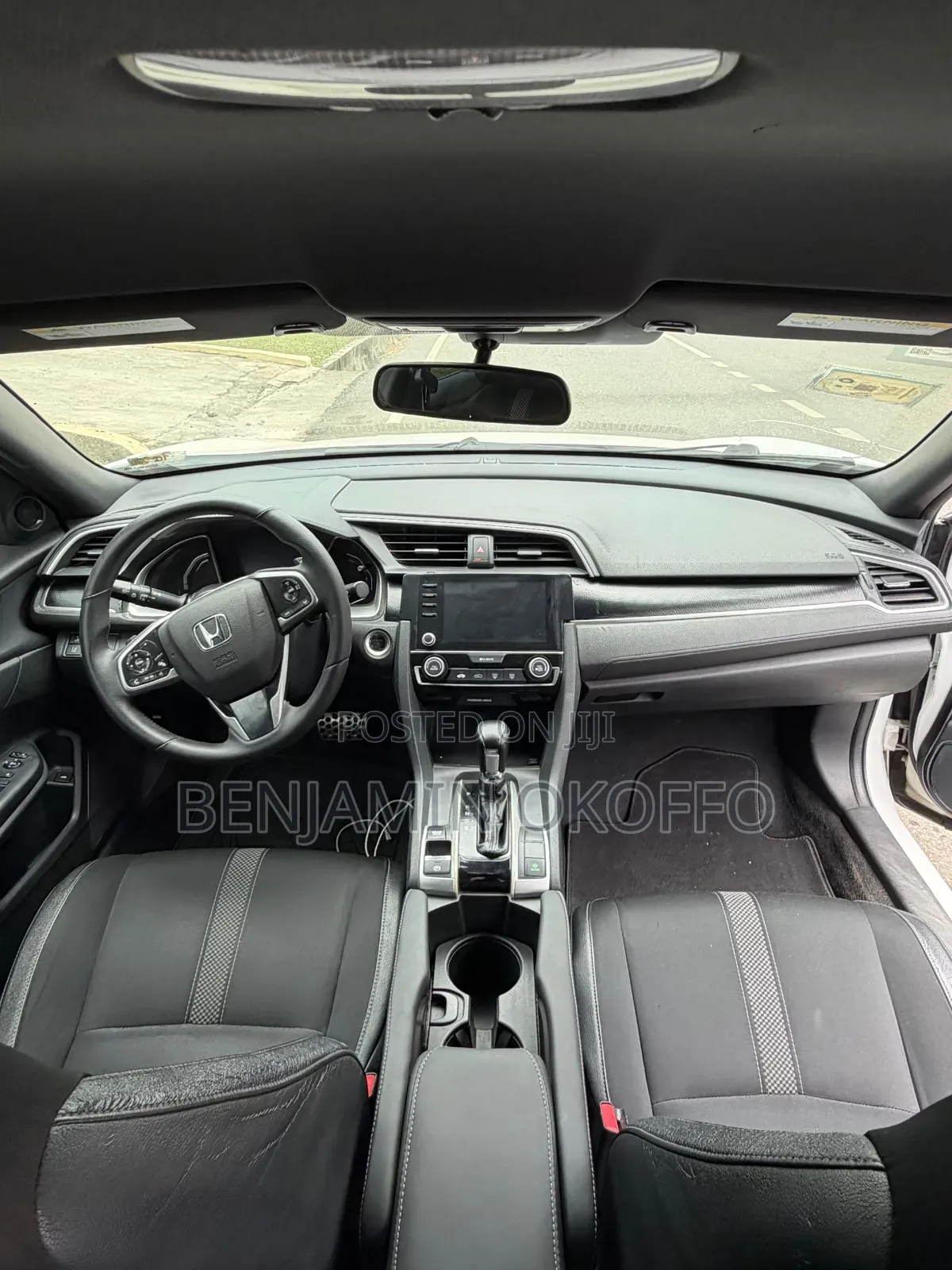 Honda Civic 2019 White