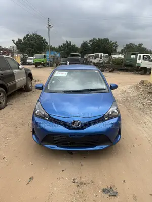 Toyota Vitz 2016 Blue