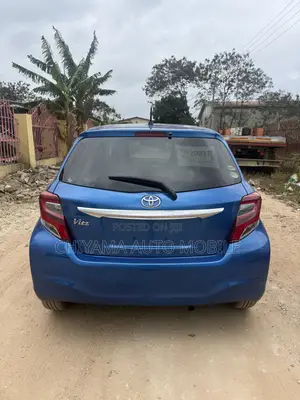 Toyota Vitz 2016 Blue
