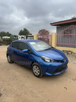 Toyota Vitz 2016 Blue