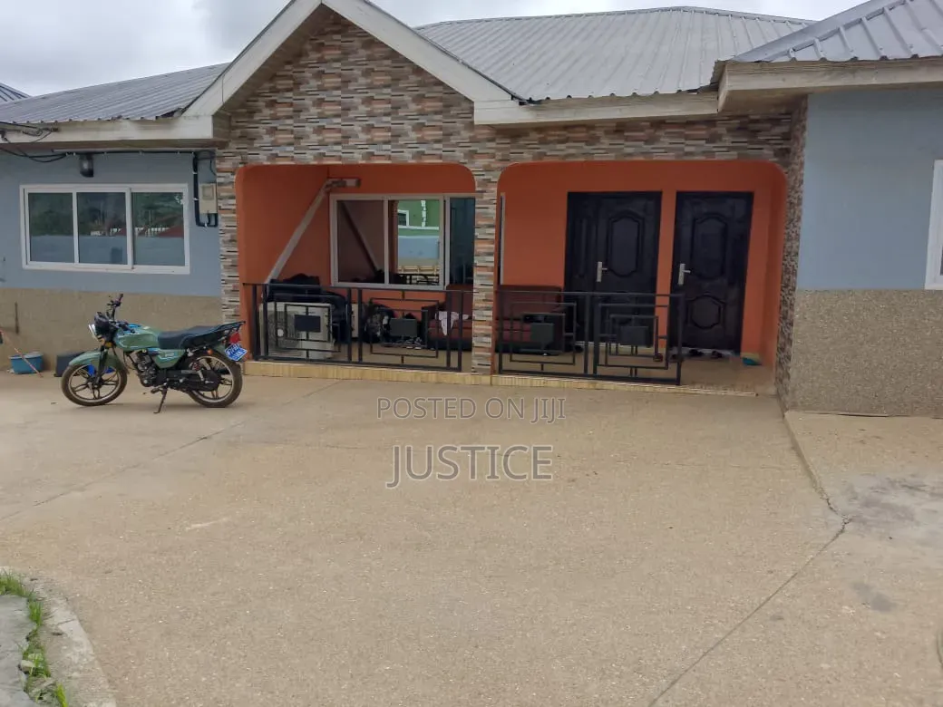 4bdrm House in Acp Pokuase for rent