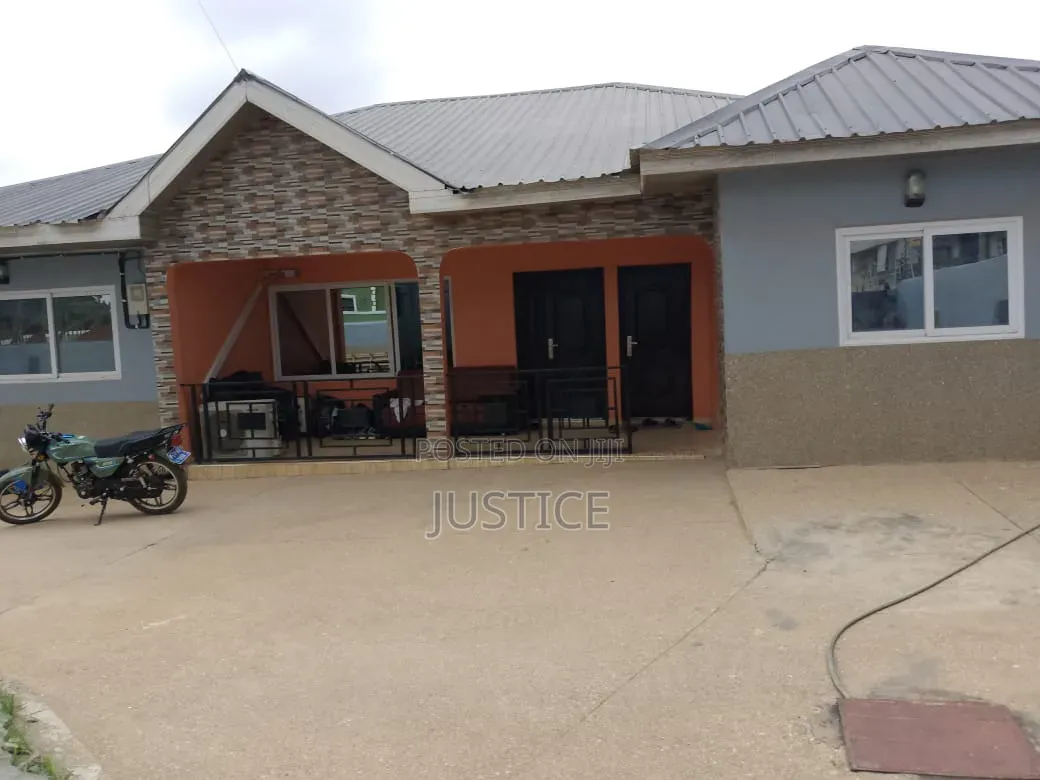 4bdrm House in Acp Pokuase for rent