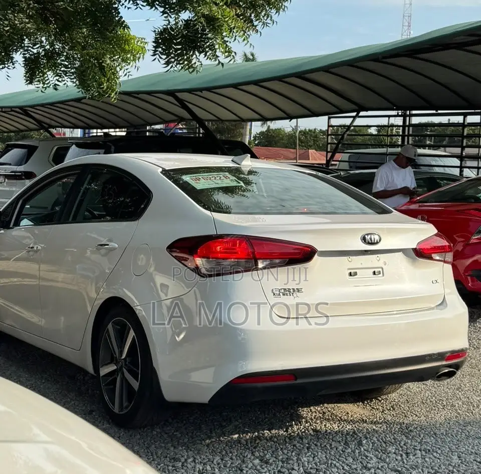 Kia Forte 2017 White