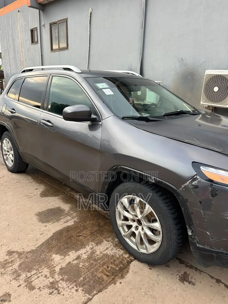 Jeep Cherokee Latitude 4dr SUV (2.4L 4cyl 9A) 2015 Gray