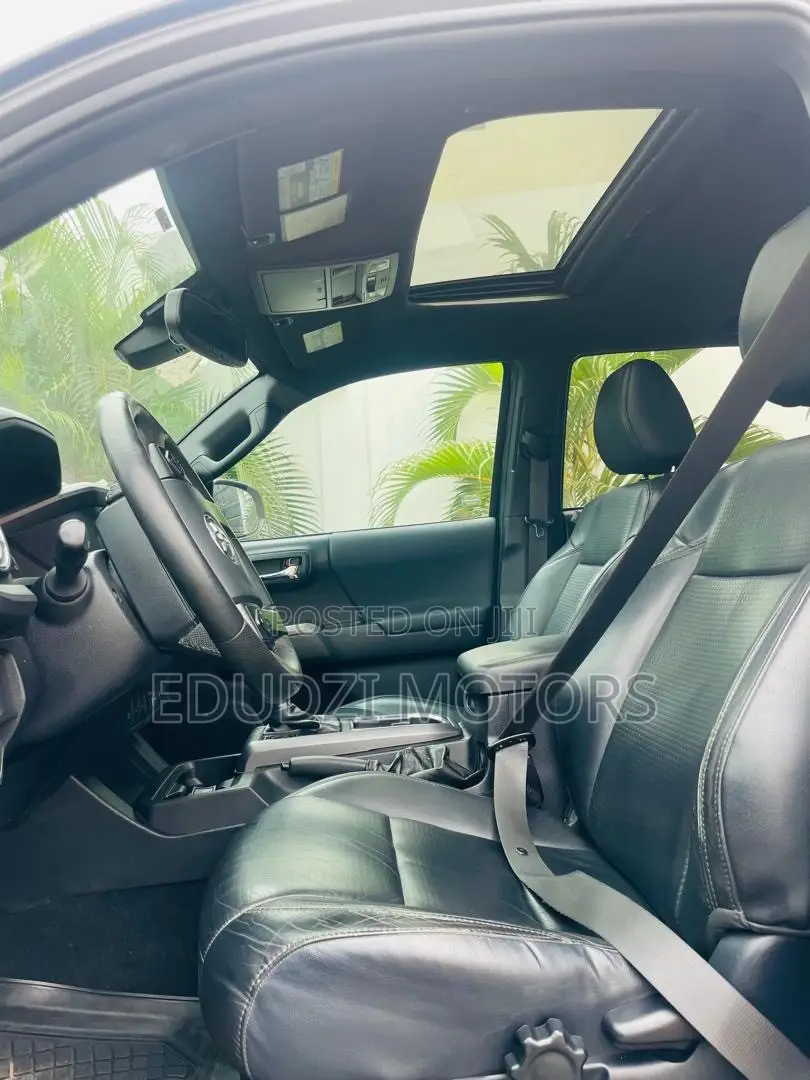 Toyota Tacoma TRD Sport 2019 Gray