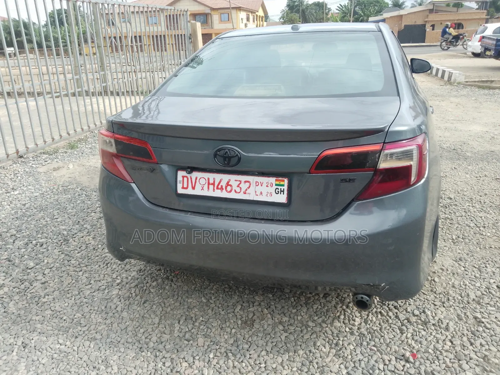 Toyota Camry 2012 Gray