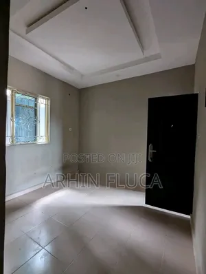 2bdrm Apartment in Arhin, Overhead for rent