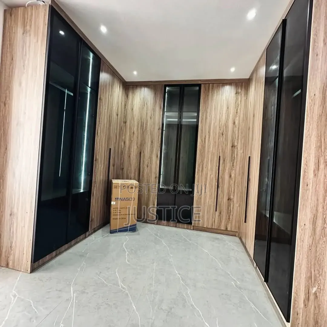 4bdrm House in Ashaley Botwe, School Junction for sale