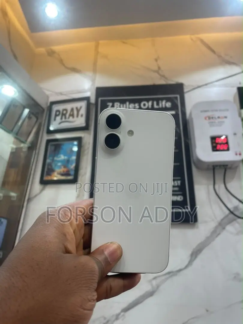 Apple iPhone 16 128 GB White