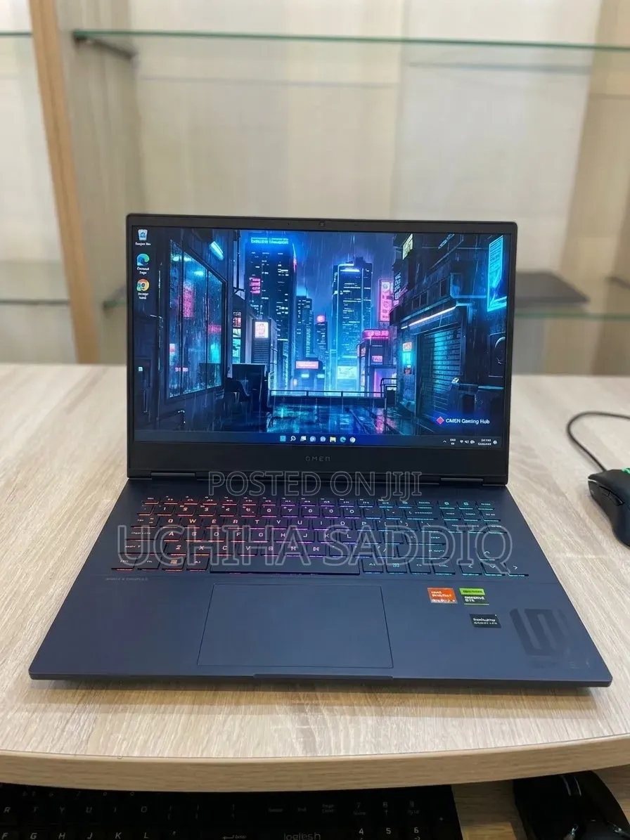 Laptop HP Omen 16 16GB AMD Ryzen 7 SSD 512GB