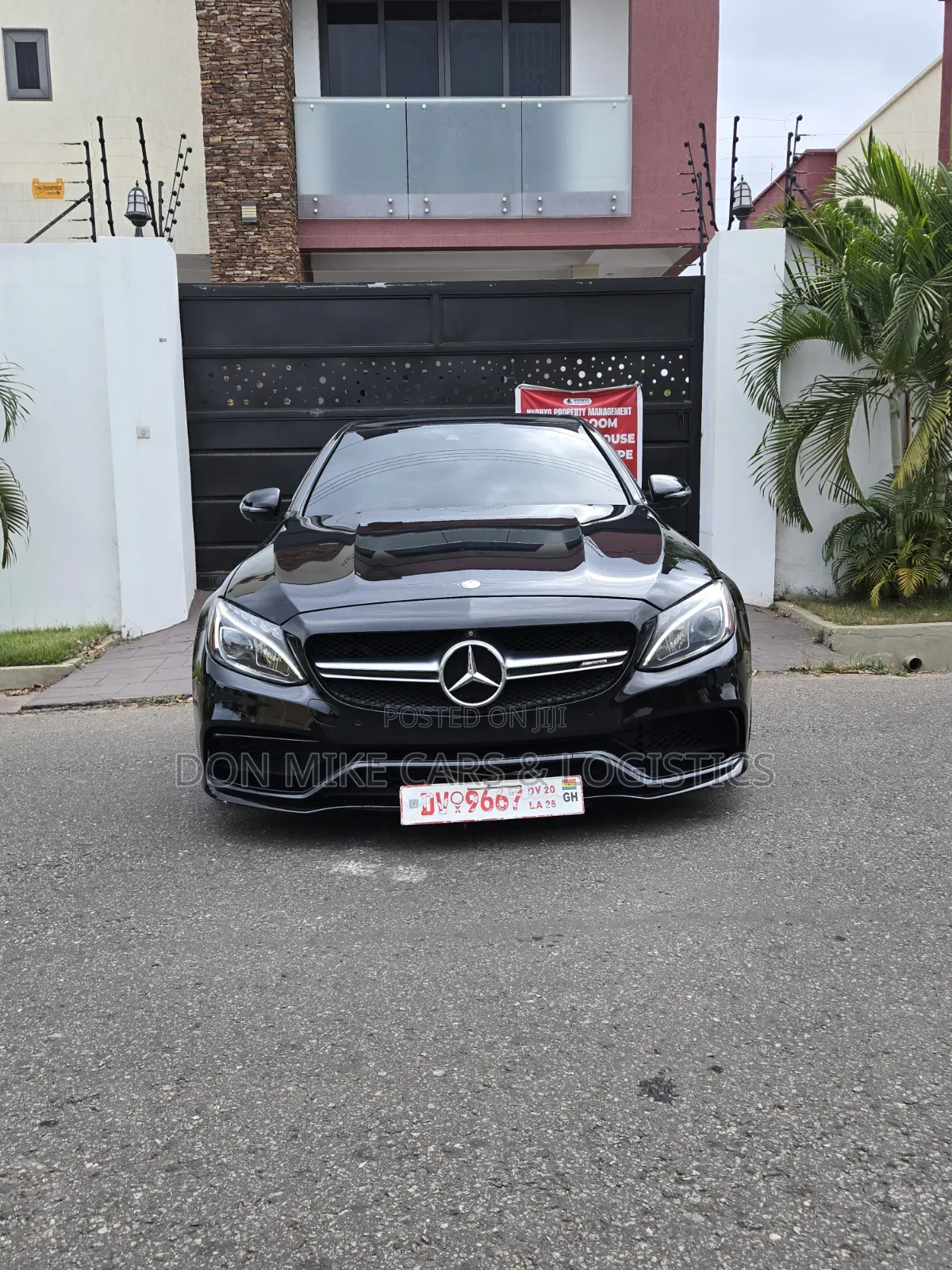 Mercedes-Benz C63 Base RWD Sedan (4.0L V8 7A) 2017 Black