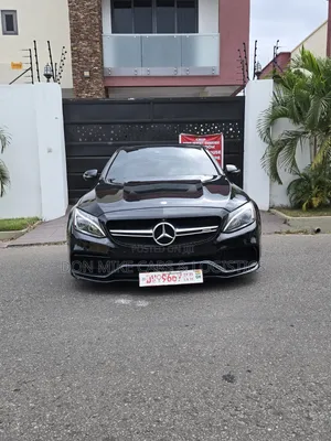 Mercedes-Benz C63 Base RWD Sedan (4.0L V8 7A) 2017 Black