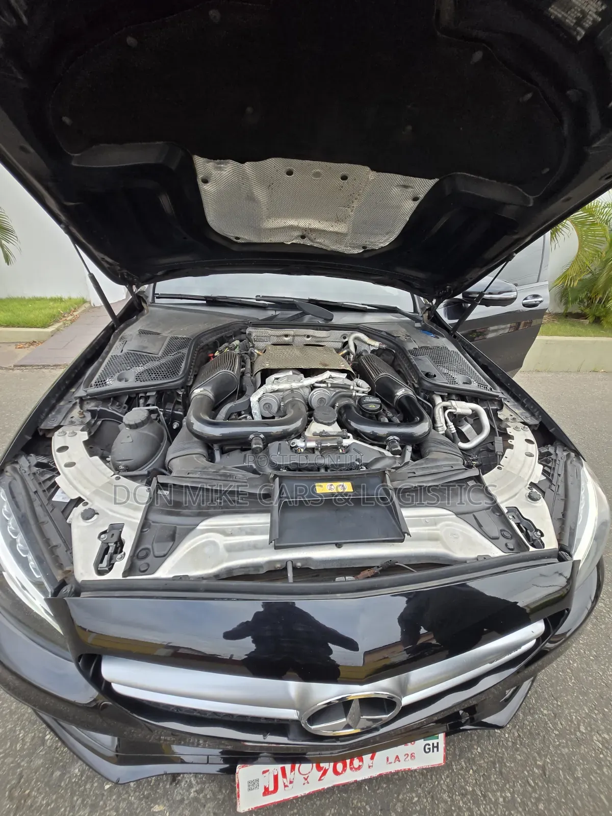 Mercedes-Benz C63 Base RWD Sedan (4.0L V8 7A) 2017 Black