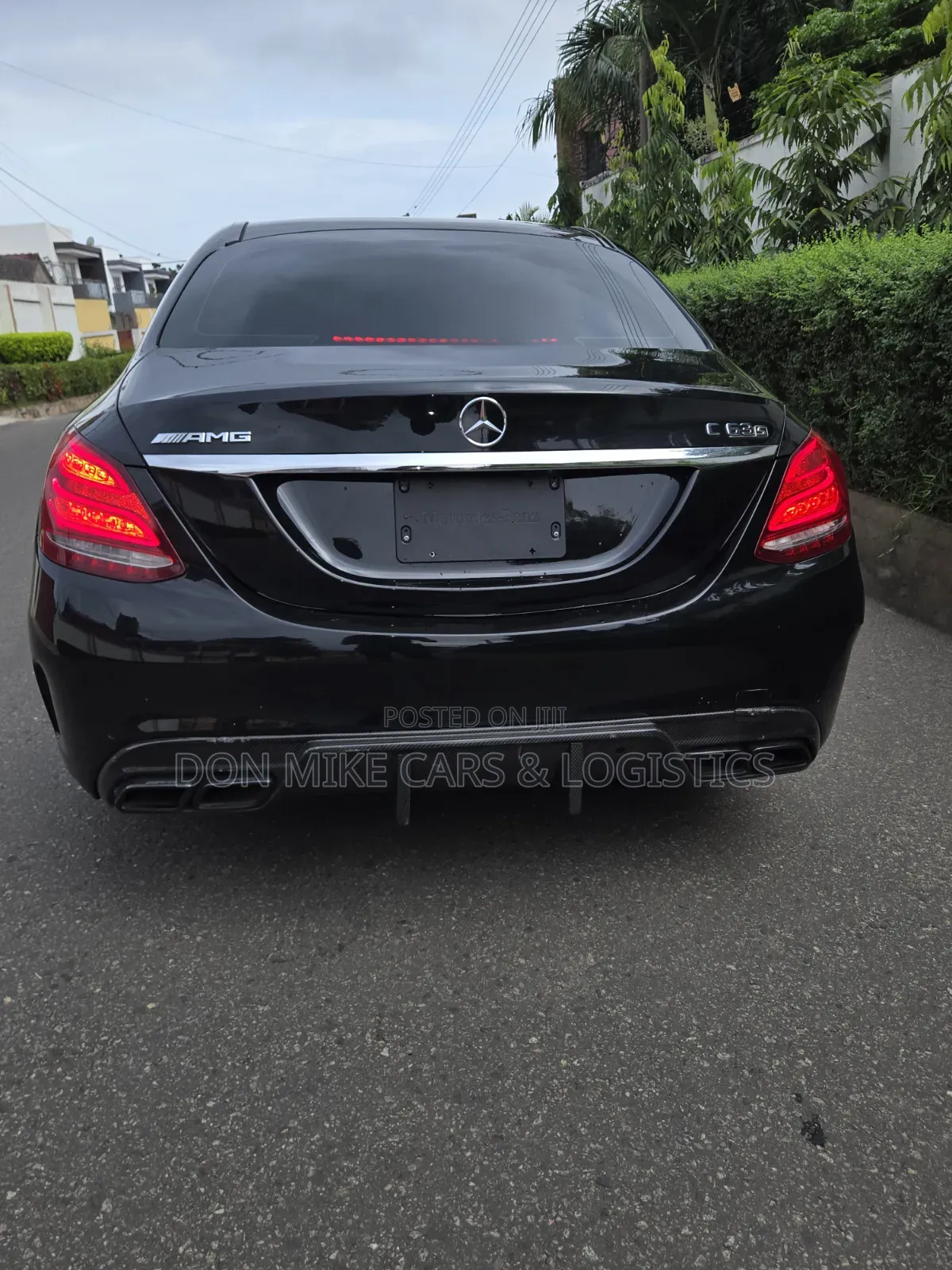 Mercedes-Benz C63 Base RWD Sedan (4.0L V8 7A) 2017 Black