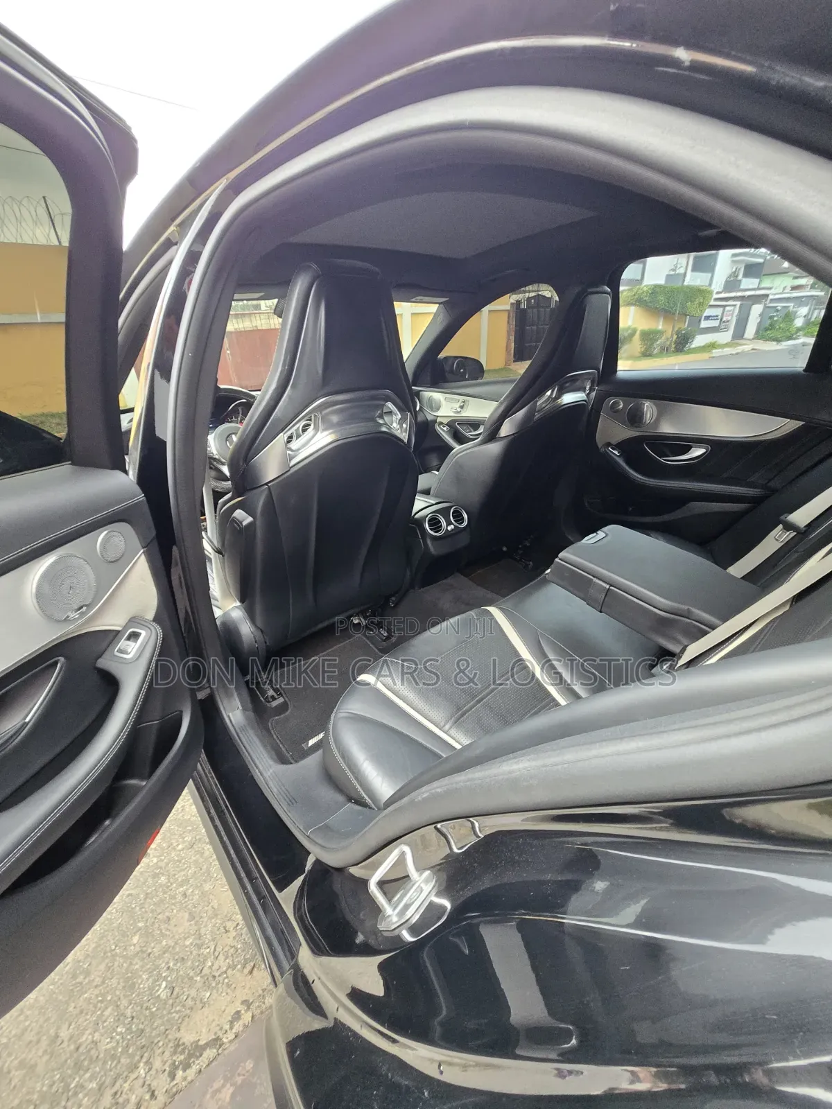Mercedes-Benz C63 Base RWD Sedan (4.0L V8 7A) 2017 Black