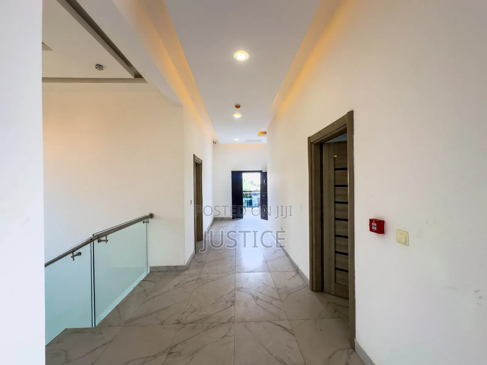 4bdrm Duplex in Nmai Dzon for sale