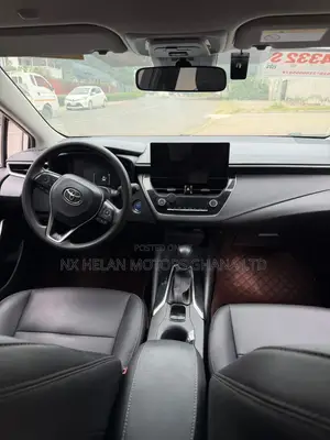Toyota Corolla Hybrid LE AWD 2024 White