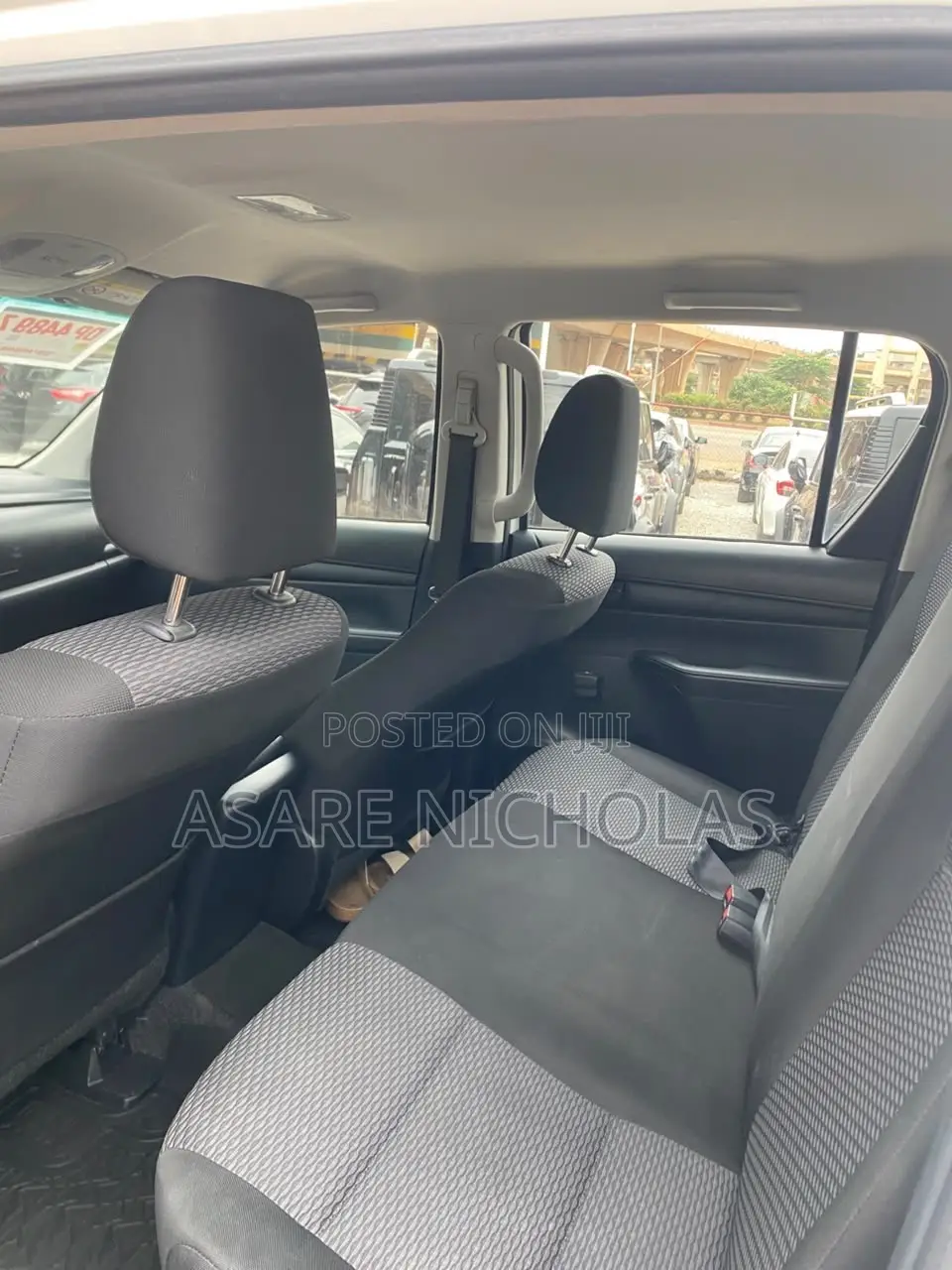 Toyota Hilux 2021 White