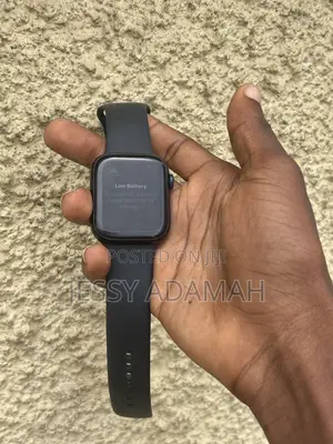 Apple Watch Series 8