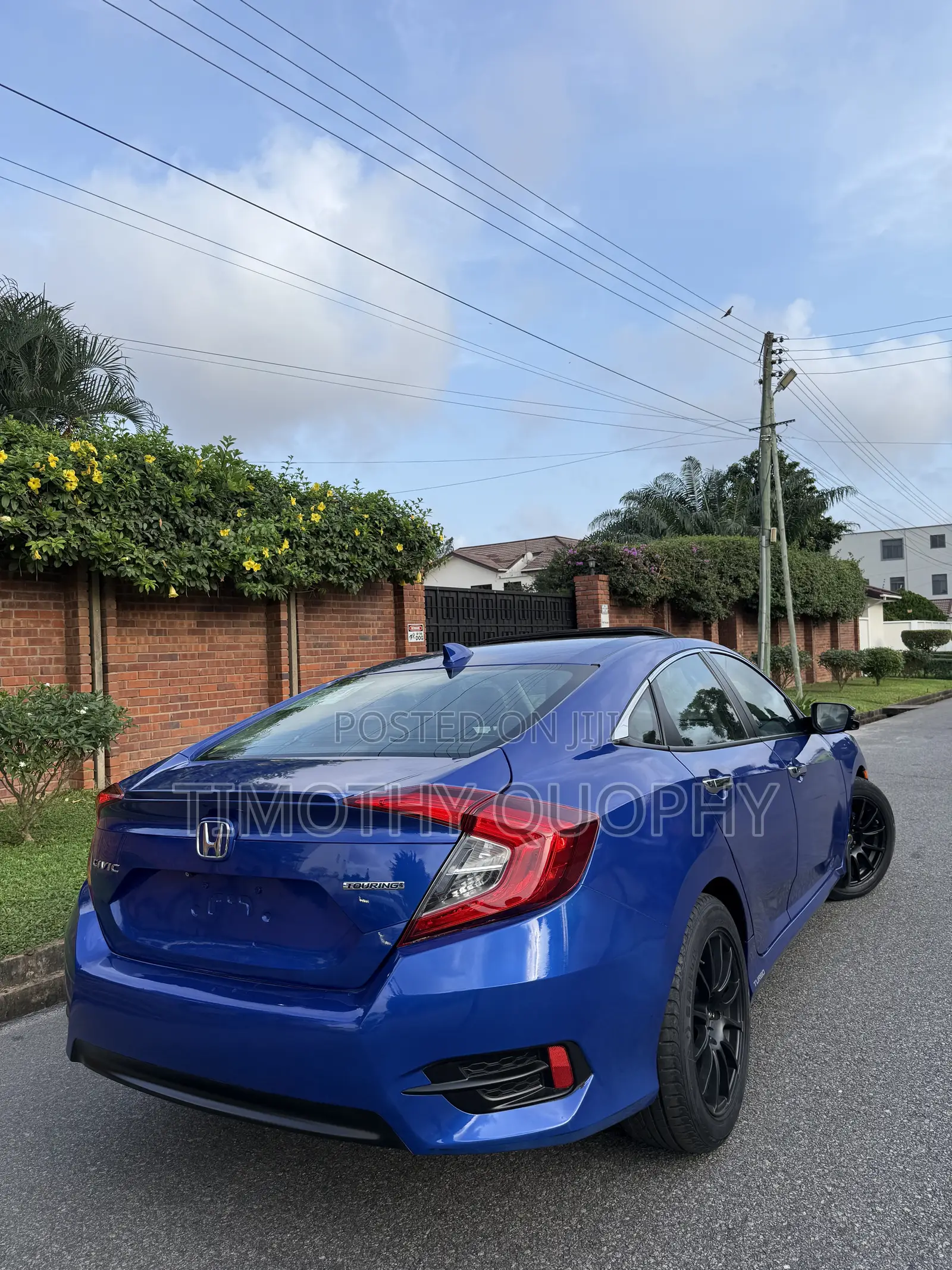 Honda Civic Touring 4dr Sedan (1.5L 4cyl) 2017 Blue