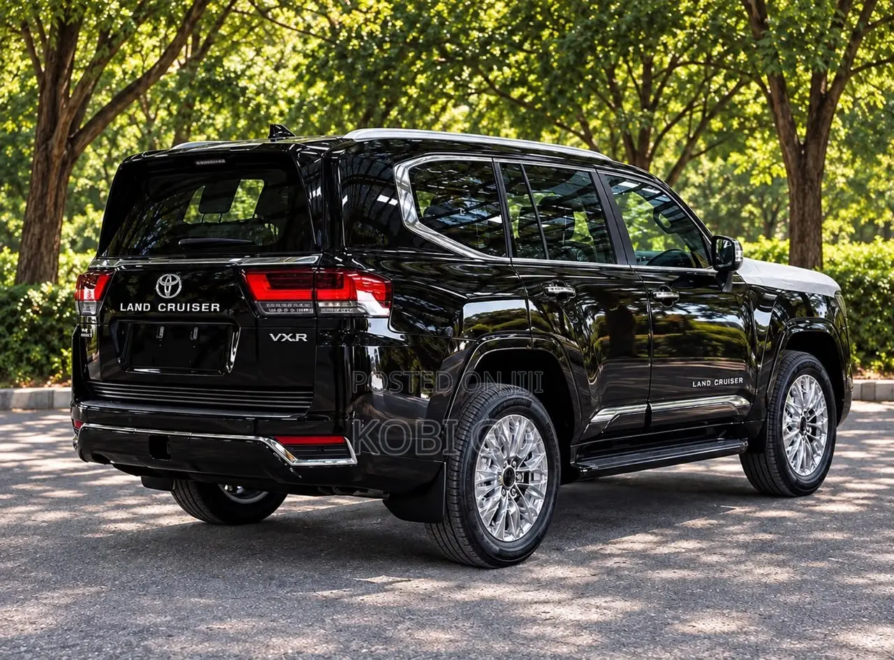 New Toyota Land Cruiser LC300 2025 Black