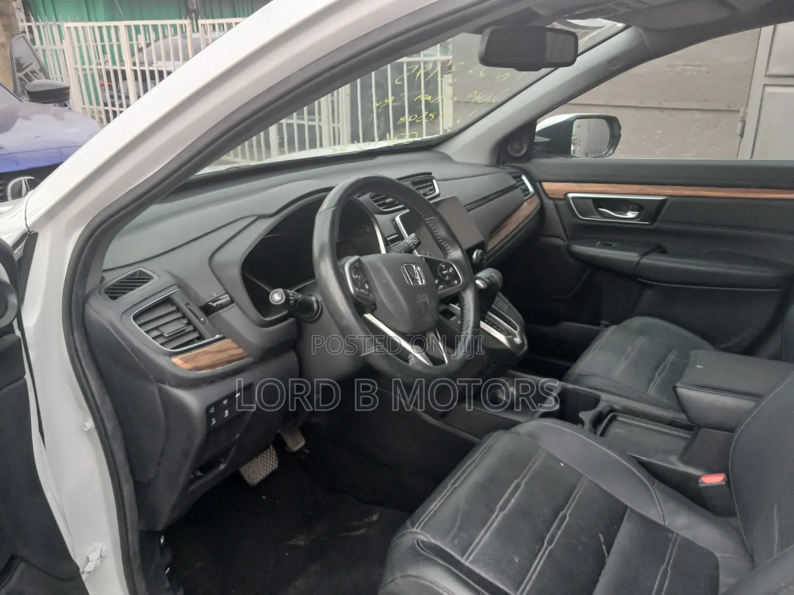 Honda CR-V EX-L AWD 2019 White
