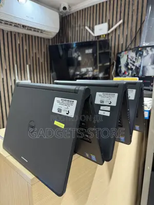 Laptop Dell Latitude 13 3340 8GB Intel Core i3 SSD 128GB