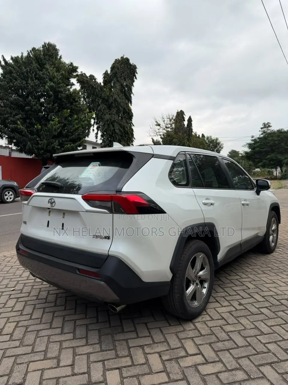 Toyota RAV4 Limited FWD 2023 White