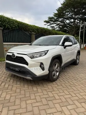 Toyota RAV4 Limited FWD 2023 White
