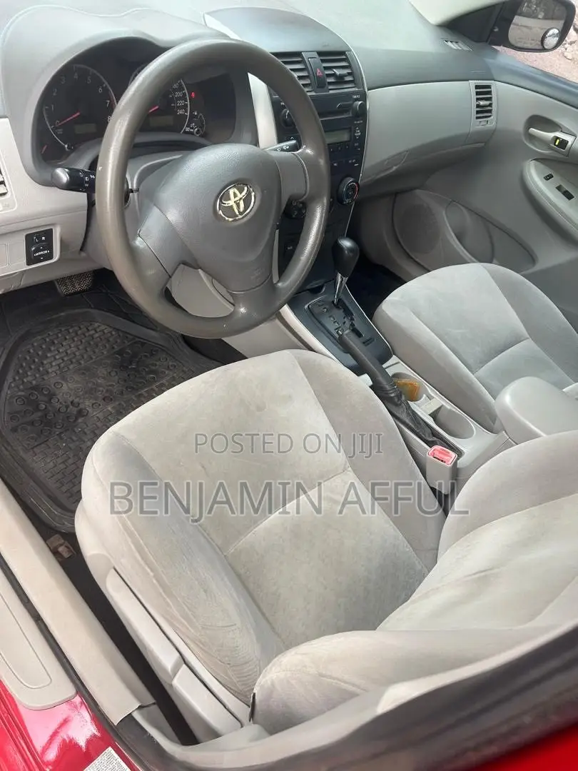 Toyota Corolla 2010 Red