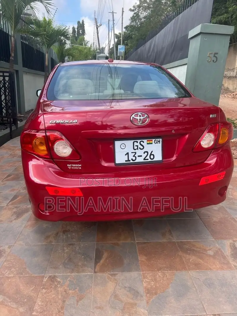 Toyota Corolla 2010 Red