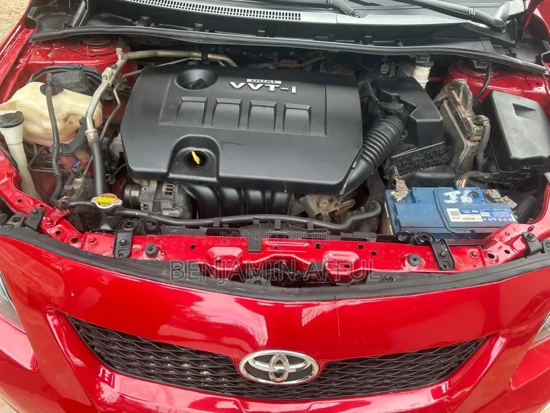Toyota Corolla 2010 Red