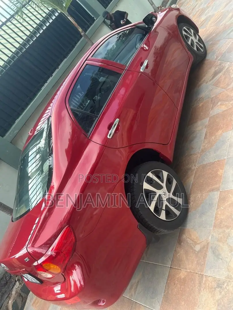 Toyota Corolla 2010 Red