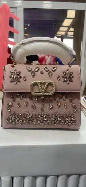 Luxury Quilted Ladies Handbag - Pink