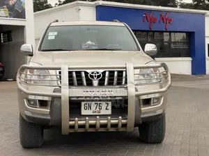Toyota Land Cruiser Prado 3.0 D-4D 3dr 2008 Gold
