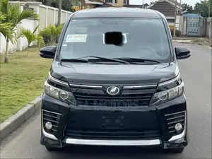 Toyota Voxy X 4WD 7-Seater 2014 Black